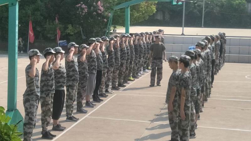 軍訓(xùn)風(fēng)采