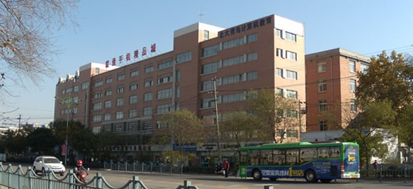 校外環(huán)境