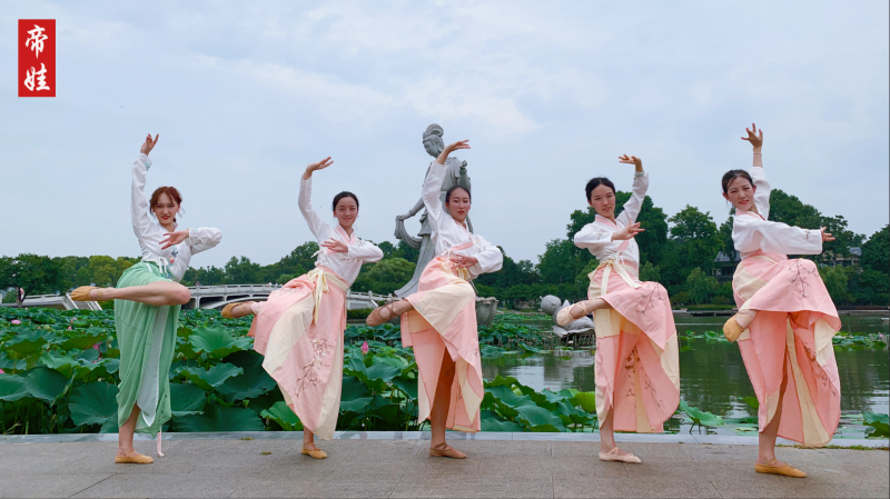 中國(guó)舞教學(xué)現(xiàn)場(chǎng)二十二