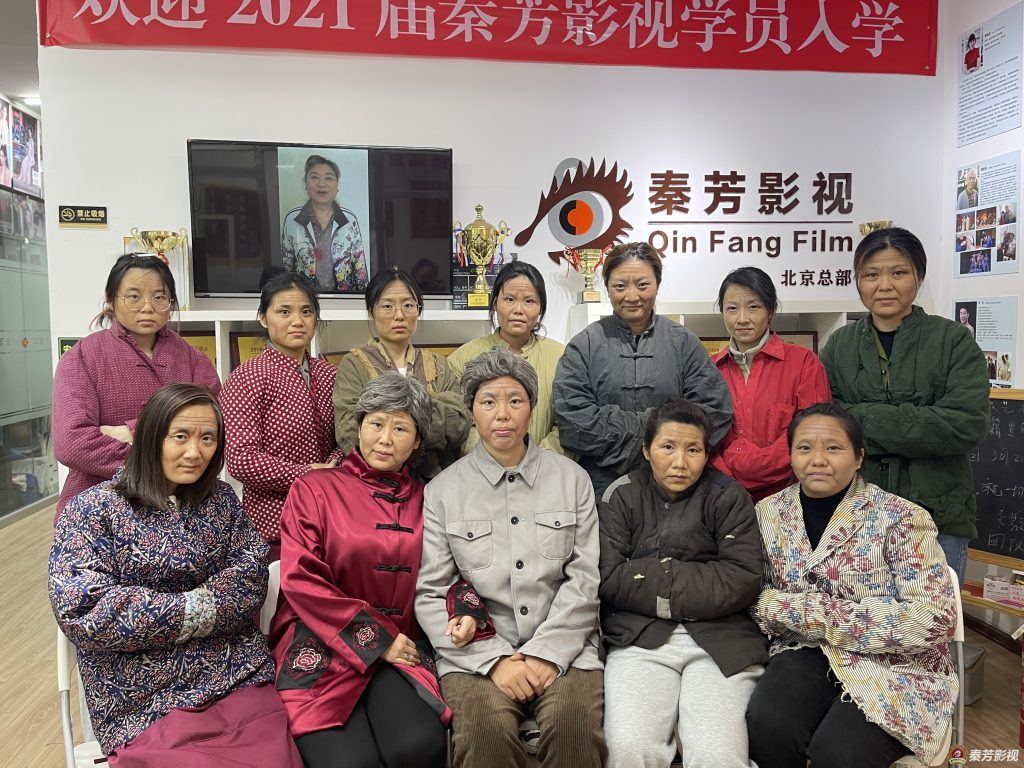 學員老人妝合照