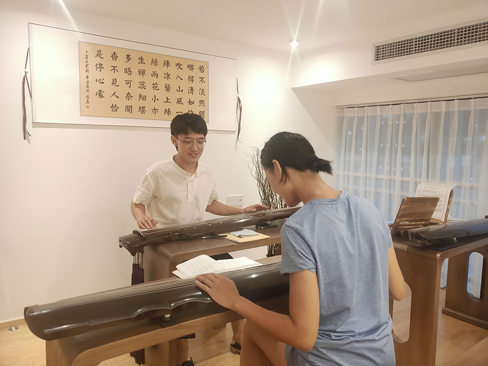 上課情景（古琴課）