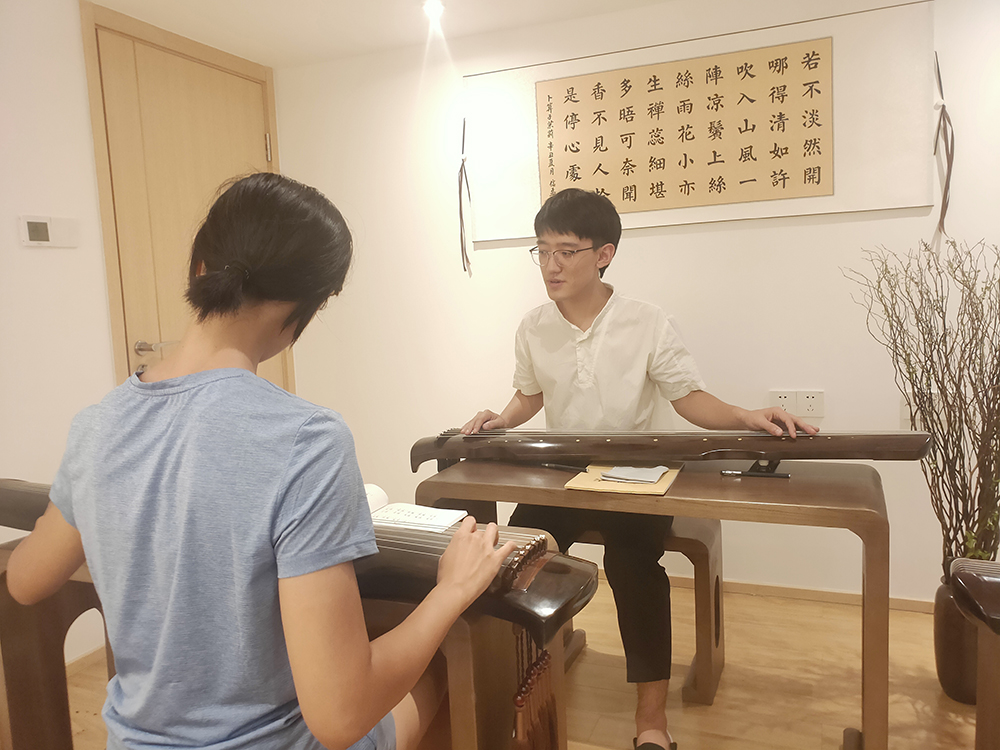 古琴授課情景