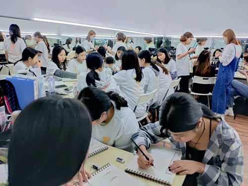 報道廳