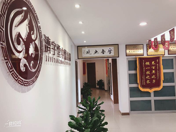 學(xué)校走廊