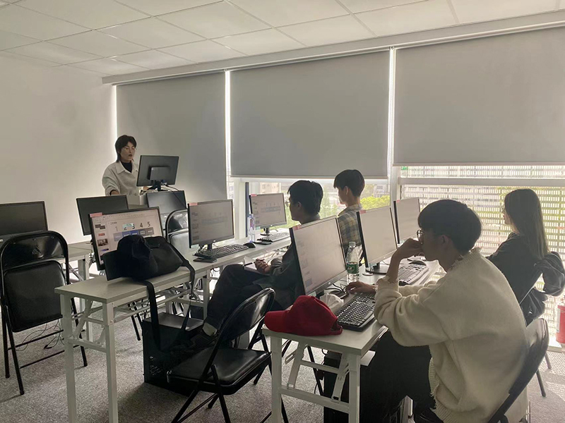 授課現(xiàn)場
