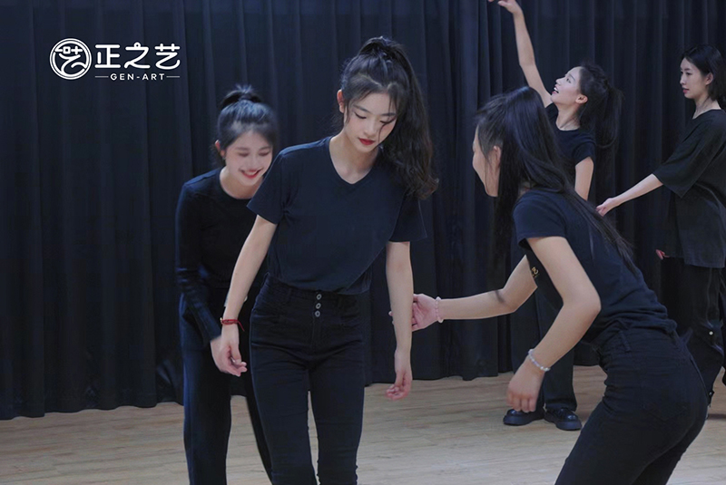 舞臺(tái)訓(xùn)練