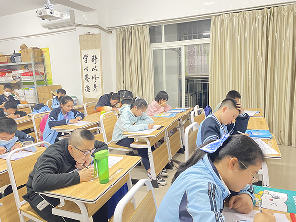 美術(shù)課堂