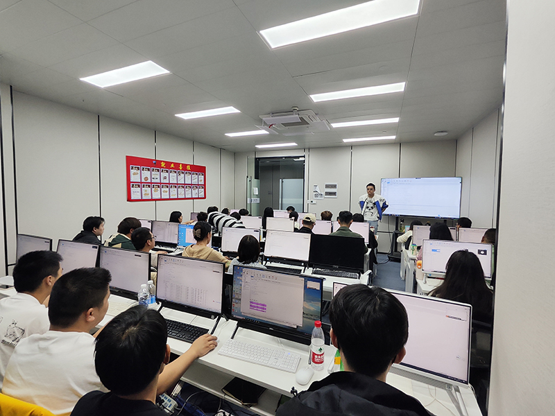 授課現(xiàn)場