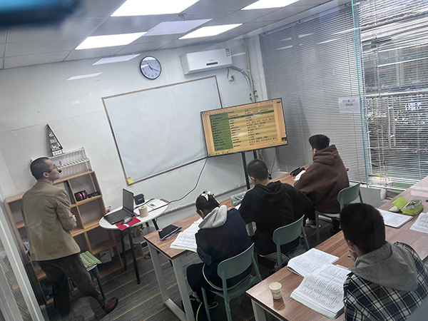 授課現(xiàn)場