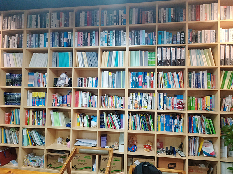 書架