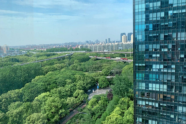 窗外風(fēng)景