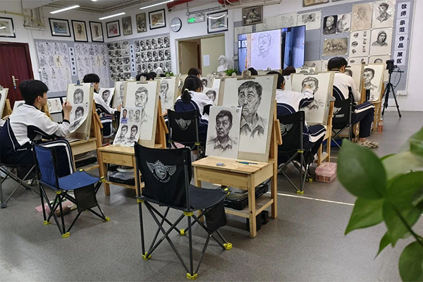 美術(shù)課堂