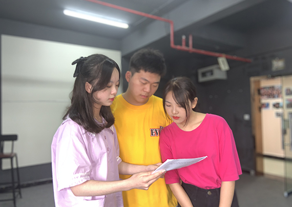 學(xué)員學(xué)習(xí)中