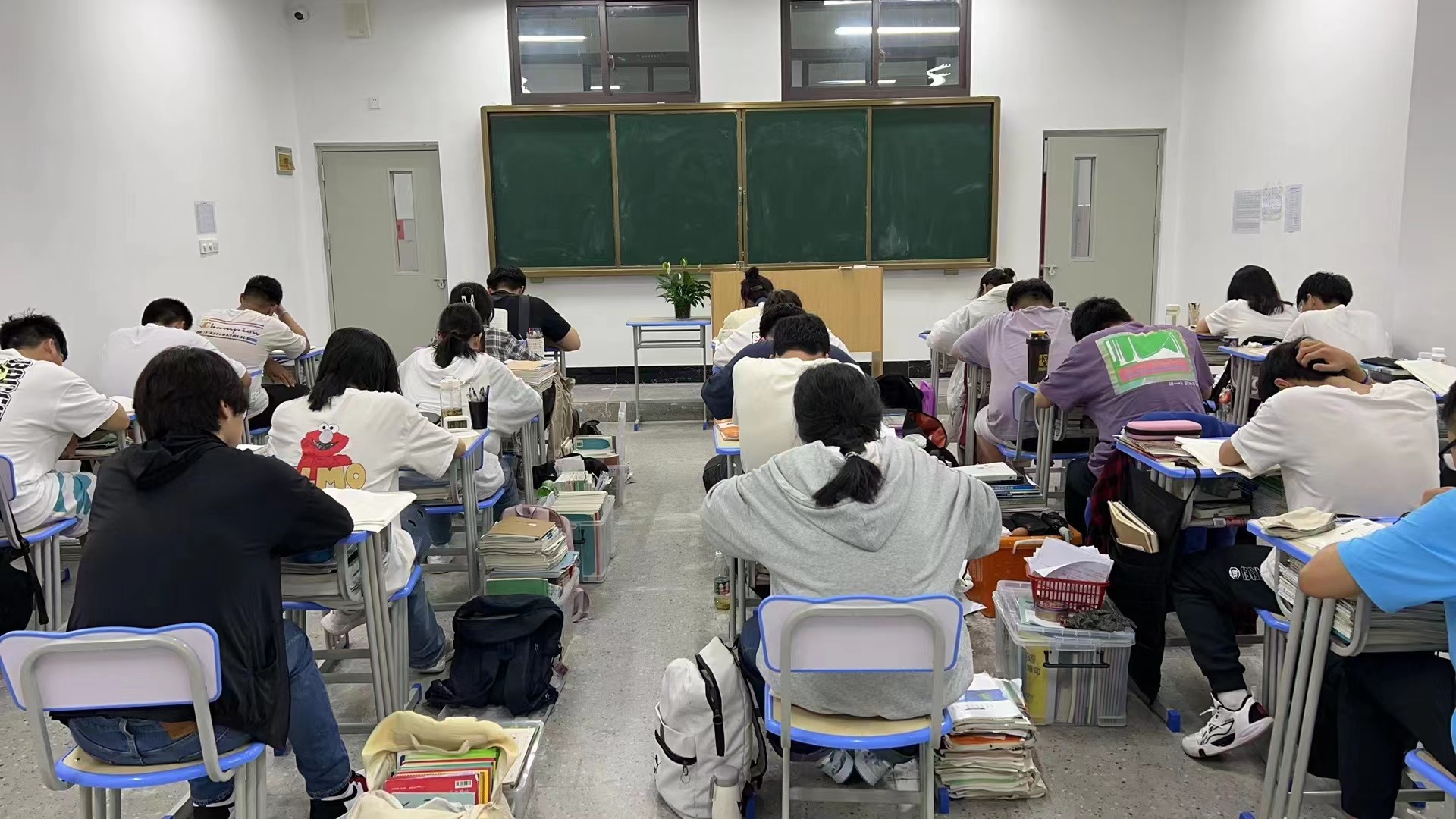晚修自習(xí)